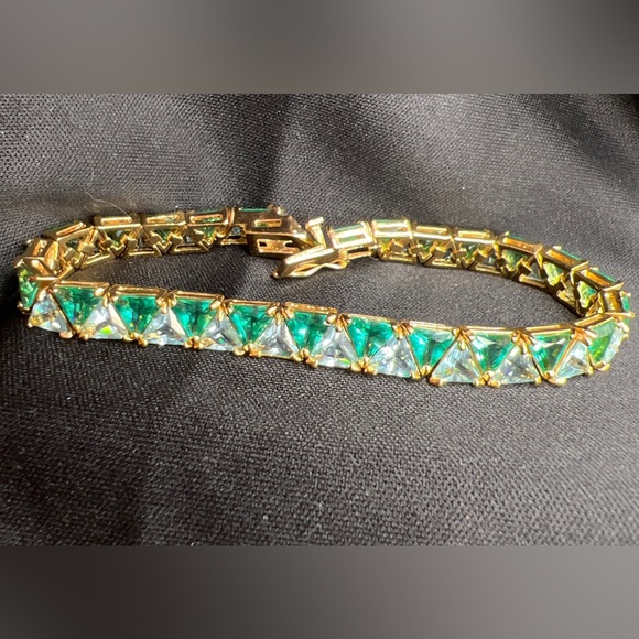 utc Jewelry Utc 925 Sterling Silver Blue Green Cz Trillion Triangle